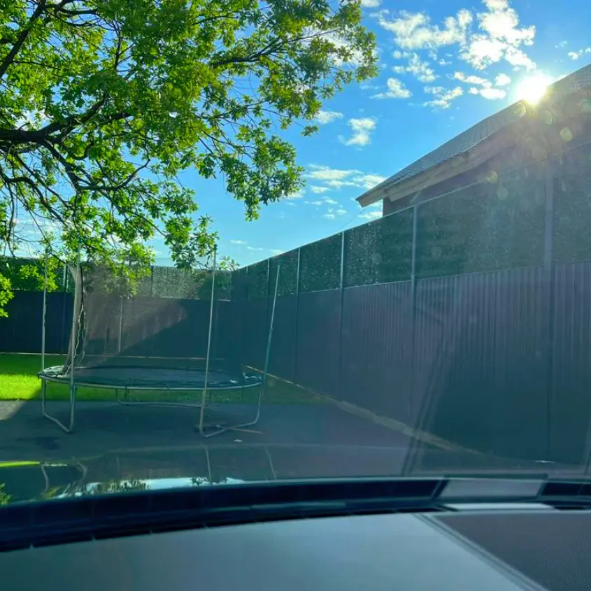 Фото 2 Grass Fence 1м для наращивания высоты забора из профнастила