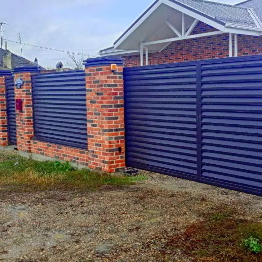 Фото 6 двусторонний забор Реснички 8019 Темный Шоколад