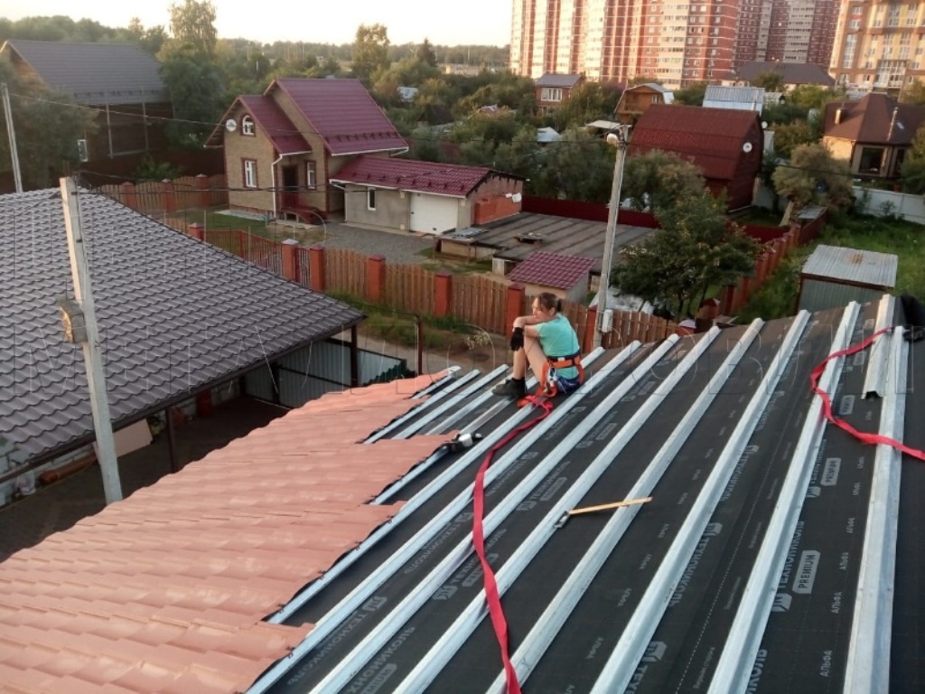 Металлочерепица Геркулес 8004 терракотовый Стальной Бархат от Центра Металлокровли в Ставрополе